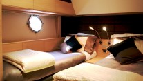 JR Twin Cabin.